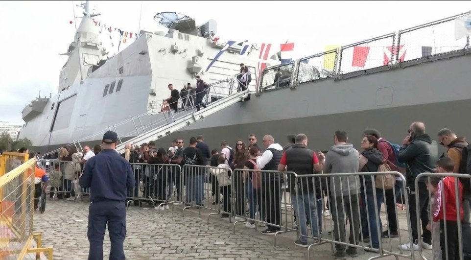 Selanik'te Kimon Fırkateyni'ne yoğun ilgi